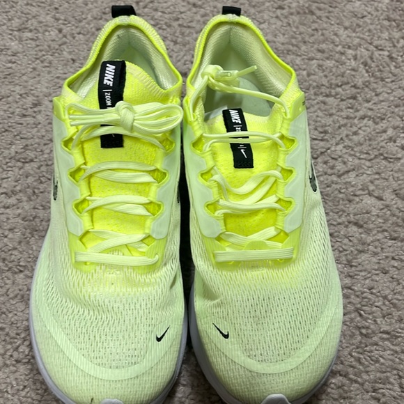 Nike zoom fly 4 - Picture 1 of 4